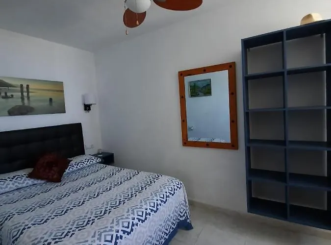 Playa Torecilla Beachfront Нерха