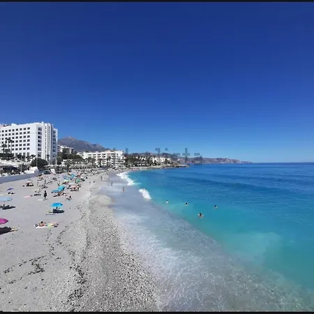 Апартаменты Playa Torecilla Beachfront